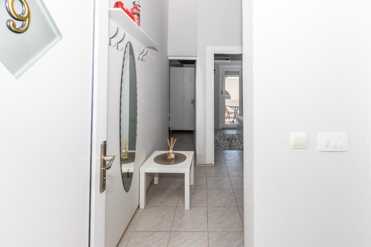 Apartments Dovana Kastela Bagian luar foto