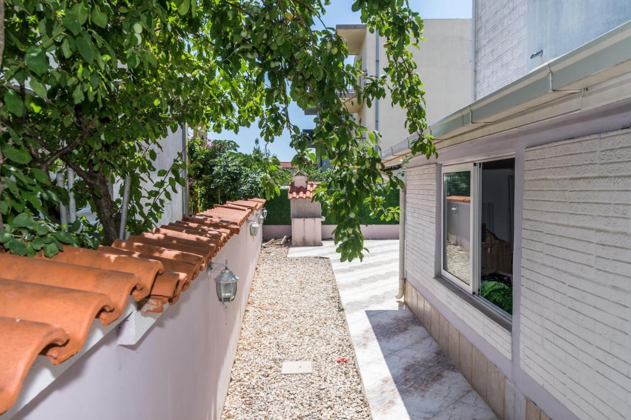 Apartments Dovana Kastela Bagian luar foto