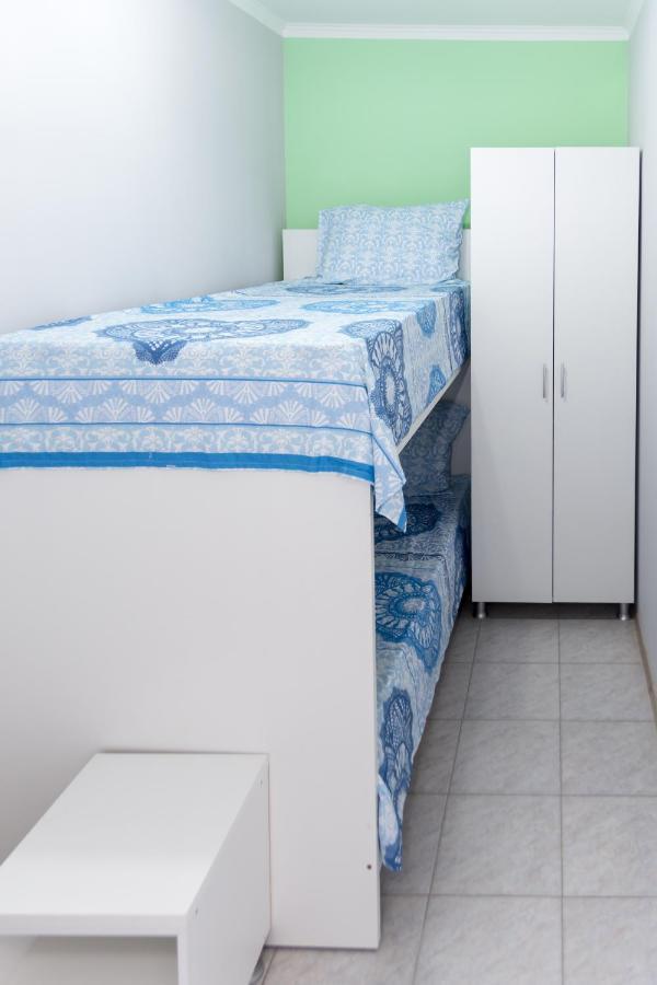 Apartments Dovana Kastela Bagian luar foto