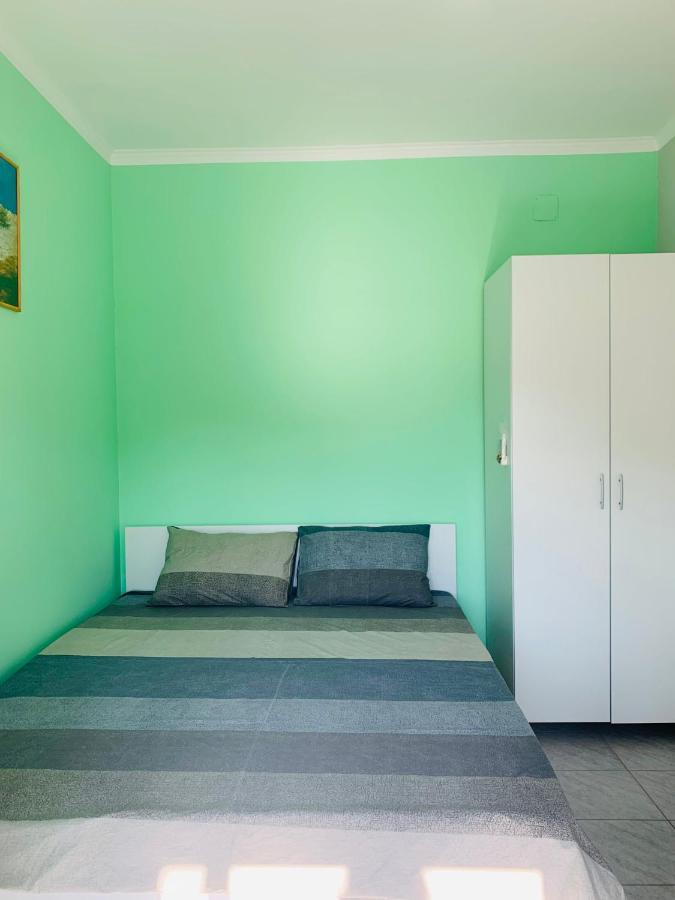 Apartments Dovana Kastela Bagian luar foto
